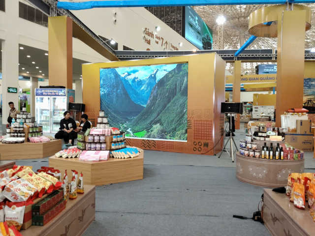 “Tinh hoa Thu Hà Nội” – Điểm hẹn văn hóa và kinh tế giữa lòng hội chợ